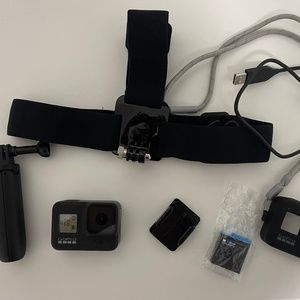GoPro HERO8 Black Live Streaming Action Bundle